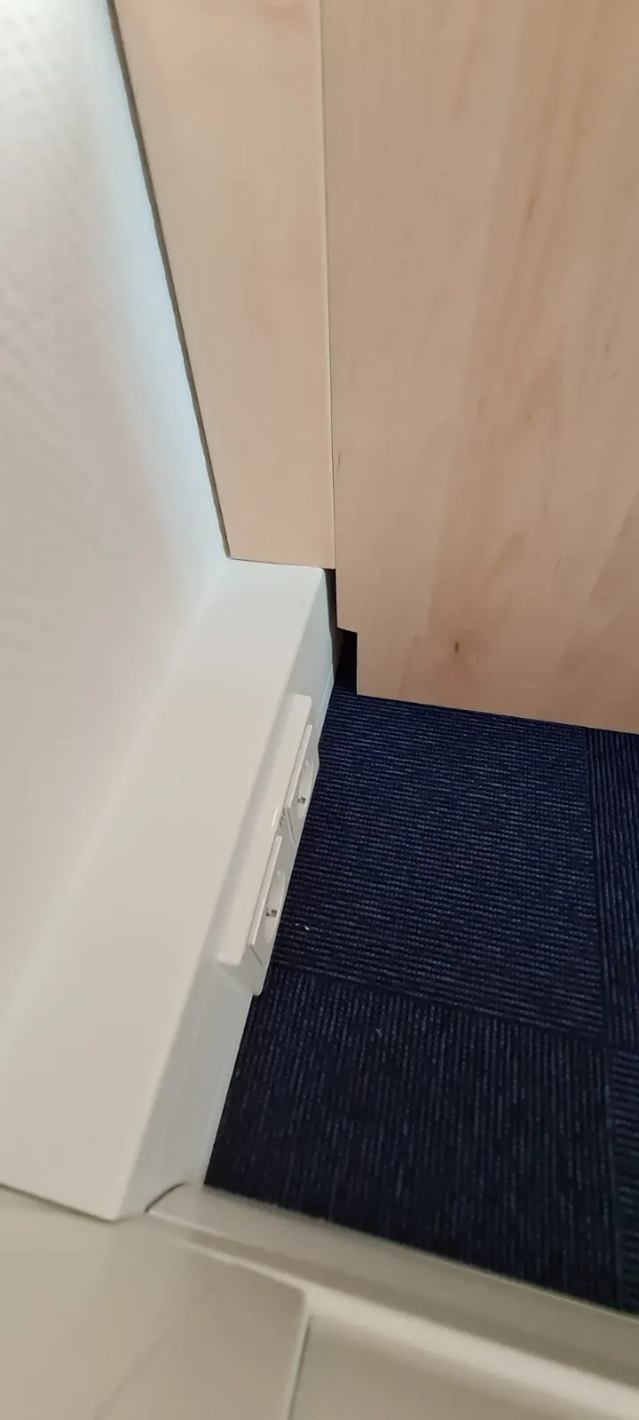 Detail einer Sitzstufe aus Holz